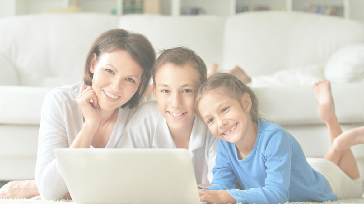 Polska wróciła na mapę” – przedstawiamy prace z webinarium plastyczego!