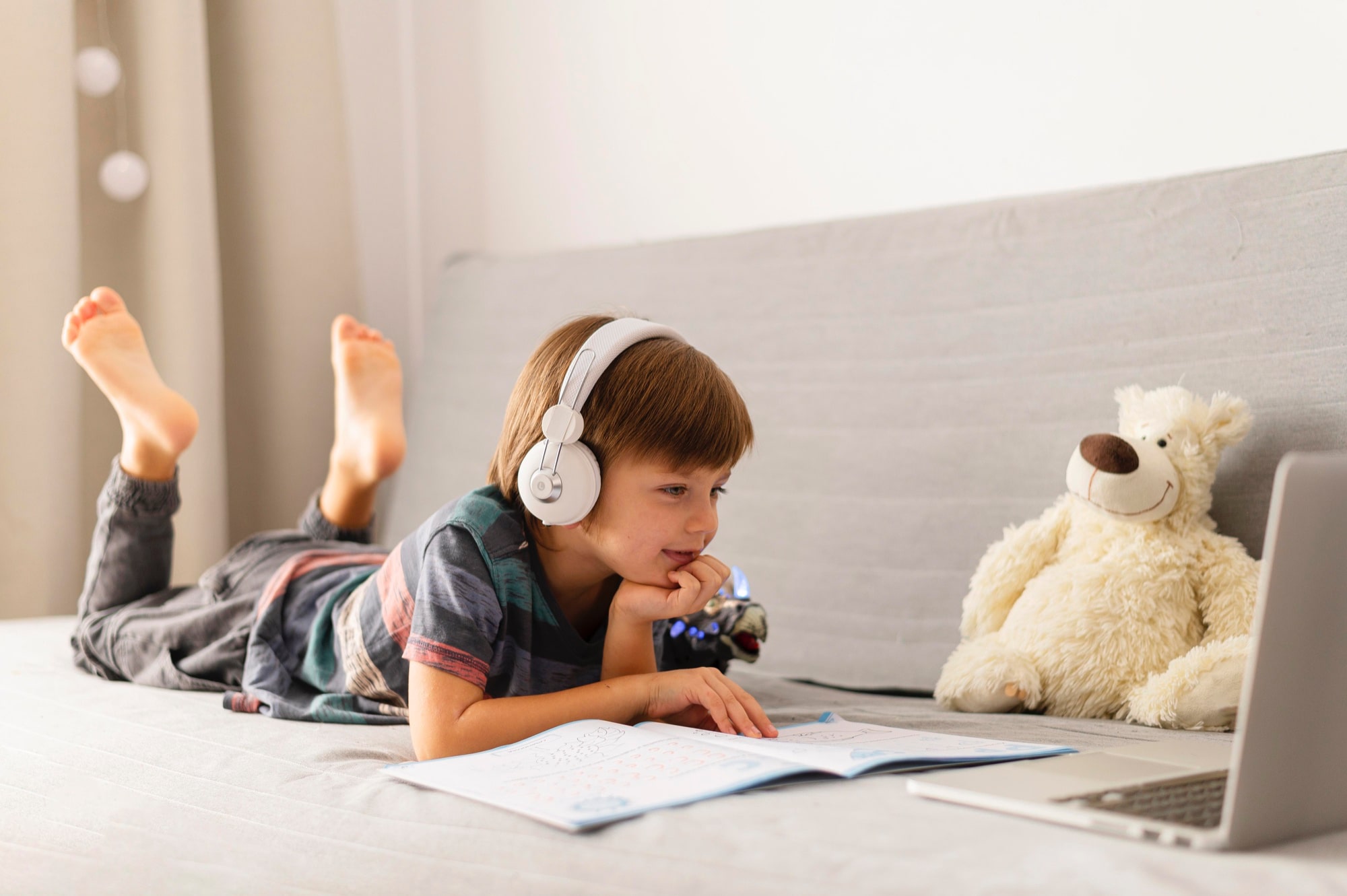 Rzeczowniki, przymiotniki, czasowniki – części mowy w języku polskim