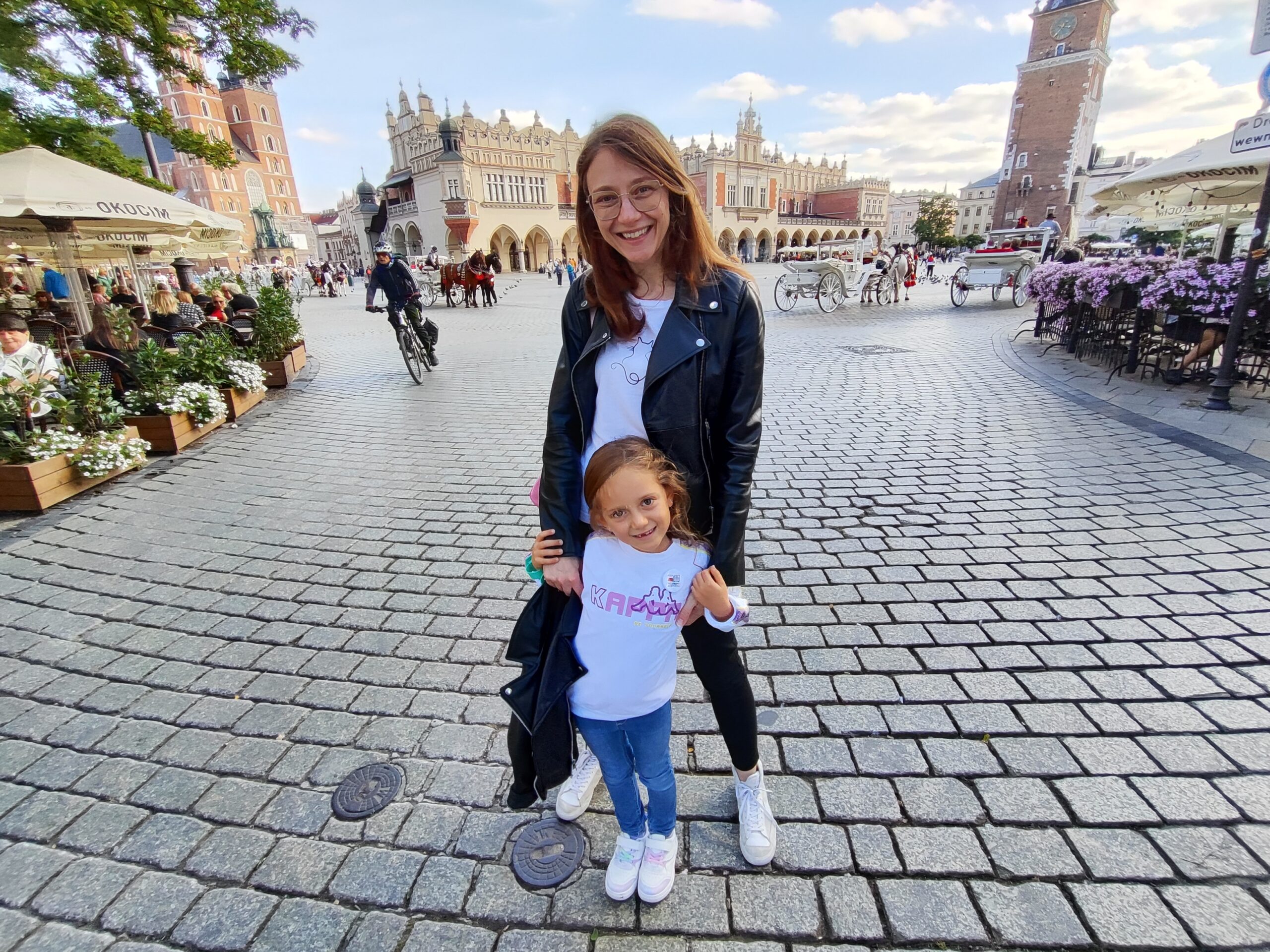 Jak Polonijka pomaga polskim dzieciom za granicą – historia Marysi i jej mamy